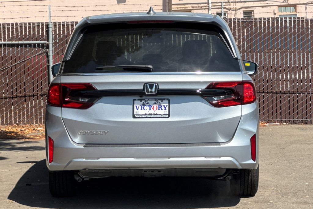 New 2026 Honda Odyssey EX-L image 5