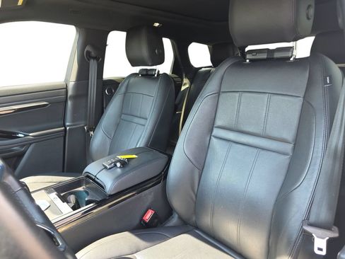Used 2023 Land Rover Range Rover Evoque R-Dynamic S AWD/4WD image 15