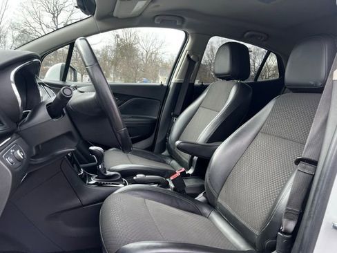 Used 2019 Buick Encore Preferred FWD image 14