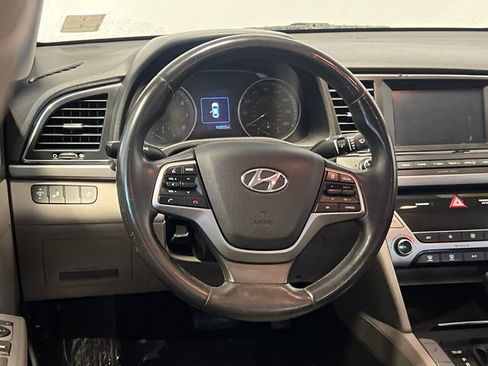 Used 2017 Hyundai Elantra SE w/ SE A/T Tech Package 03 FWD image 18