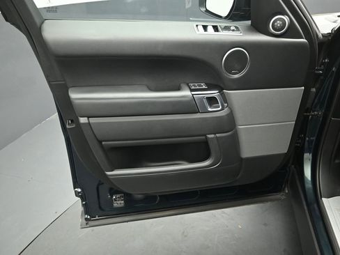 Used 2020 Land Rover Range Rover Sport HSE image 21