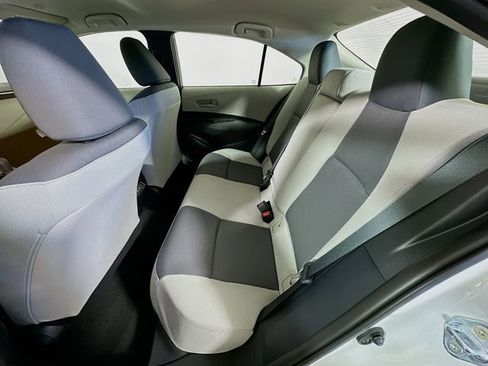 Certified 2025 Toyota Corolla LE image 22
