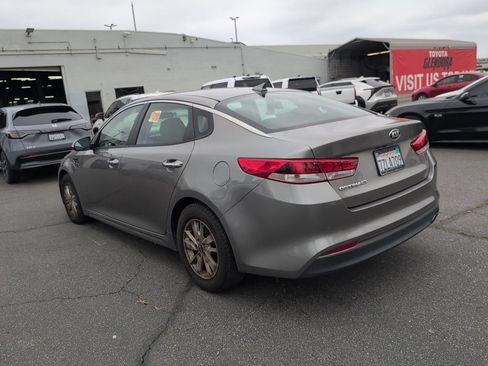 Used 2018 Kia Optima LX FWD image 7