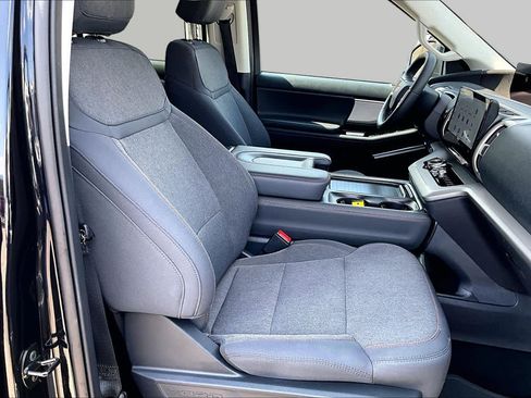 Certified 2025 Ford Expedition Active RWD image 11