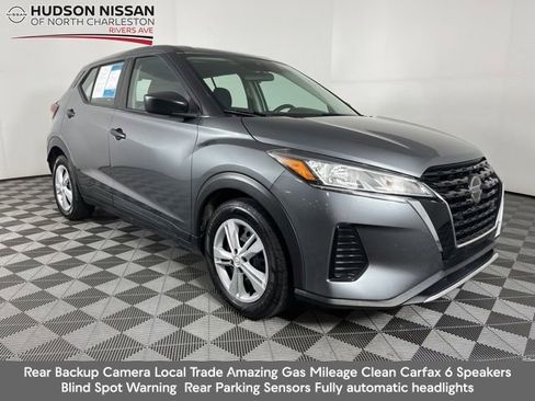 Used 2021 Nissan Kicks S FWD image 1