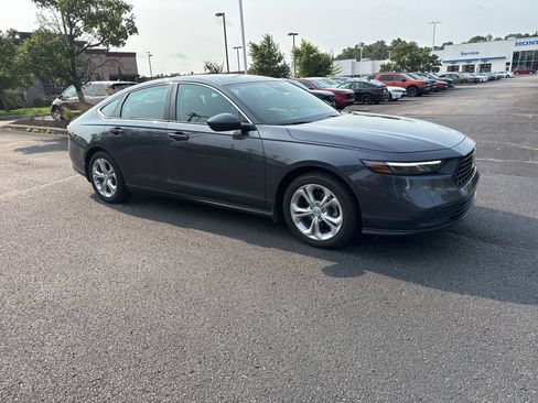 Used 2024 Honda Accord LX image 17