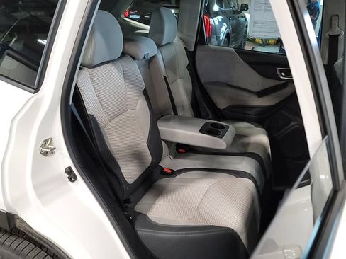 Used 2021 Subaru Forester Premium AWD/4WD image 32
