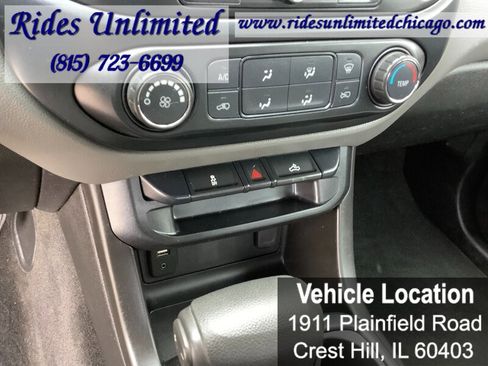 Used 2018 Chevrolet Colorado W/T image 15