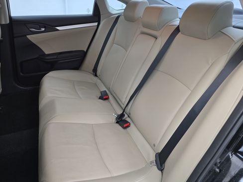 Used 2017 Honda Civic Touring image 13