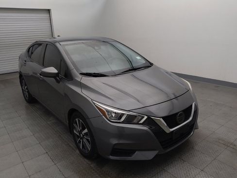 Used 2021 Nissan Versa SV FWD image 13