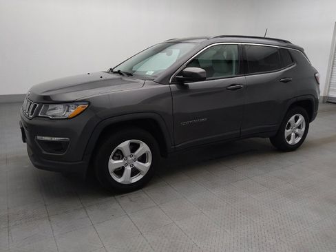 Used 2020 Jeep Compass Latitude w/ Popular Equipment Group AWD/4WD image 2
