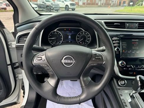 Used 2024 Nissan Murano SV w/ SV Midnight Edition Package AWD/4WD image 16