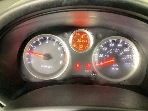 Used 2012 Nissan Sentra 2.0 SR w/ Special Edition Pkg image 26