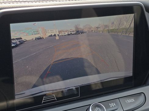 Used 2021 Chevrolet Blazer LT image 3