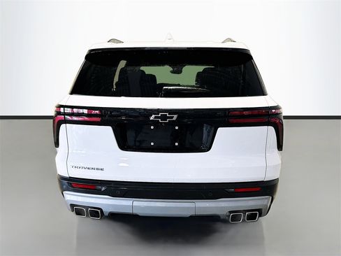 New 2026 Chevrolet Traverse LT w/ Enhanced Driving Package image 7