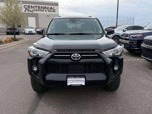 Used 2023 Toyota 4Runner SR5 Premium w/ Moonroof Package image 2