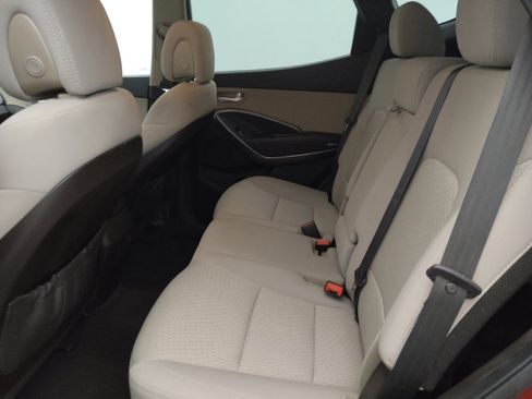 Used 2018 Hyundai Santa Fe Sport image 18