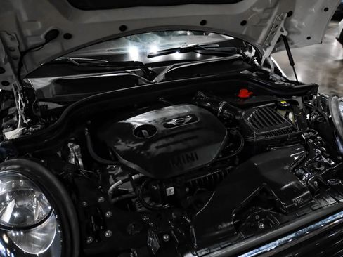 Used 2017 MINI Cooper 2-Door Hardtop FWD image 43