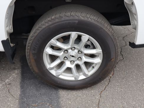 Certified 2023 Chevrolet Silverado 1500 RST image 41