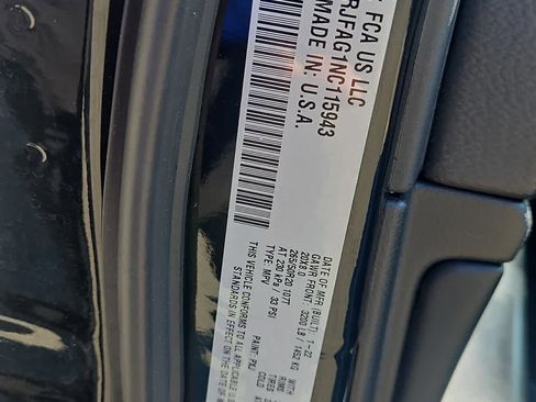 Used 2022 Jeep Grand Cherokee Laredo X image 21