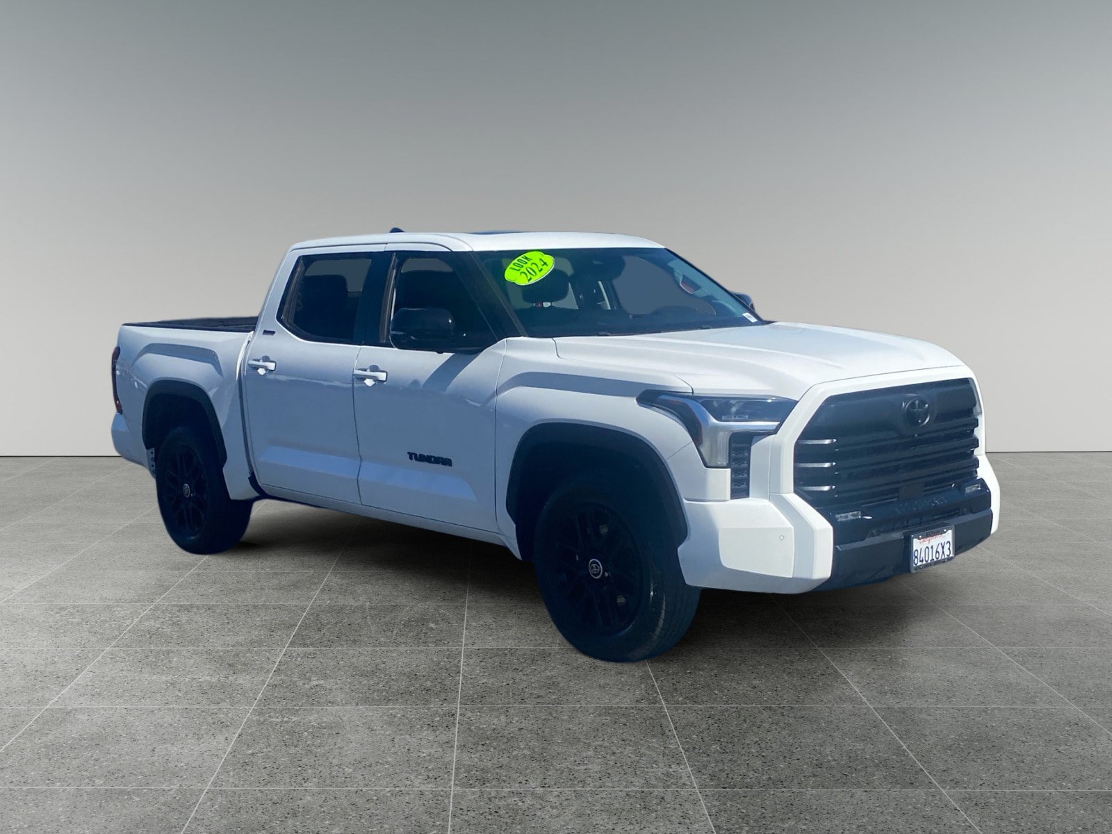 Used 2024 Toyota Tundra Limited AWD/4WD image 7