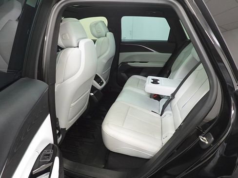 Used 2024 Cadillac Lyriq Sport image 24