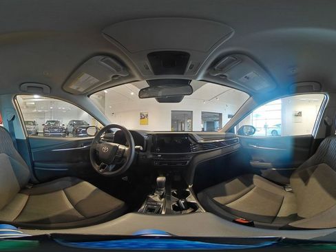 Used 2025 Toyota Camry LE image 42