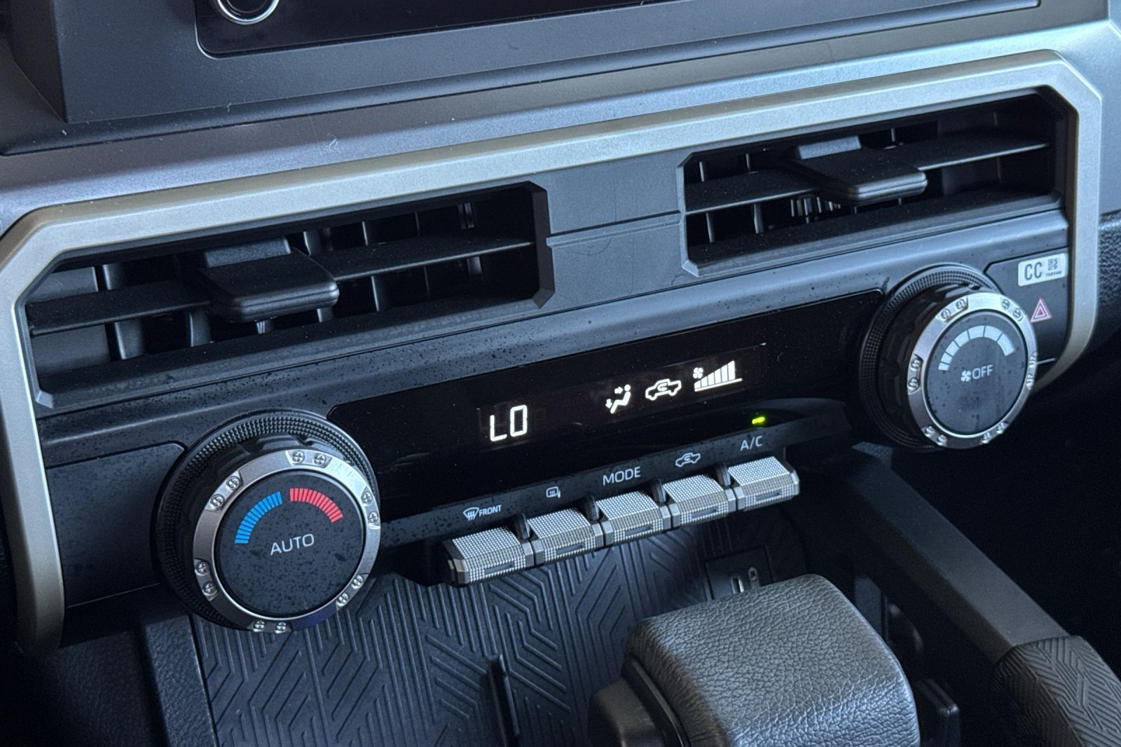 Certified 2025 Toyota Tacoma TRD Sport AWD/4WD image 18