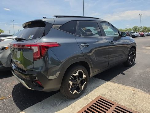 Certified 2025 Kia Seltos S FWD image 16