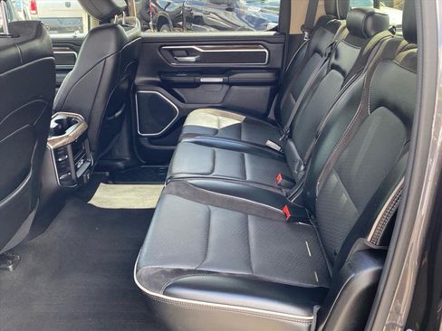 Used 2019 RAM 1500 Laramie AWD/4WD image 22