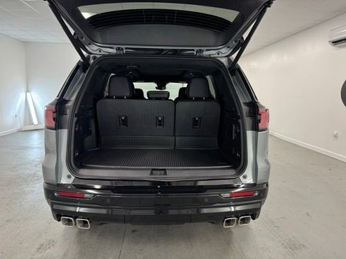 New 2026 GMC Acadia Denali Ultimate w/ LPO, Floor Liner Package FWD image 7