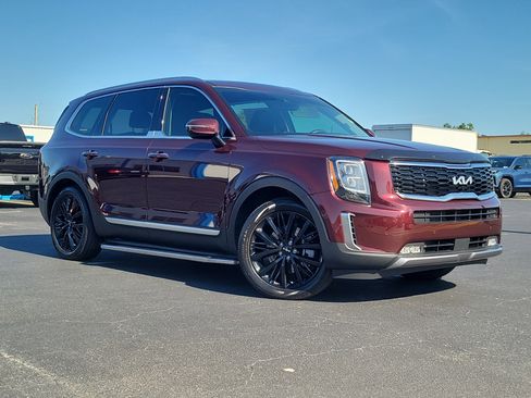 Used 2022 Kia Telluride SX w/ Towing Package FWD image 33
