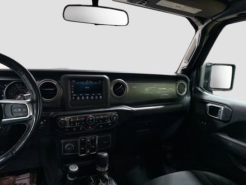 Used 2021 Jeep Wrangler Unlimited Sahara w/ Cold Weather Group image 25