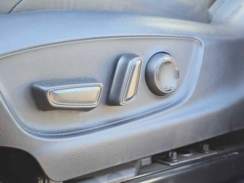 Used 2024 Toyota Tacoma 4x4 Double Cab image 26