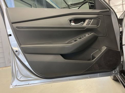 Used 2024 Honda Accord Sport image 9