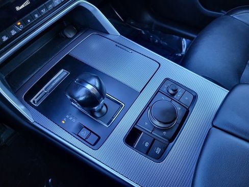 Used 2024 MAZDA CX-90 3.3 Turbo w/ Preferred Package image 10