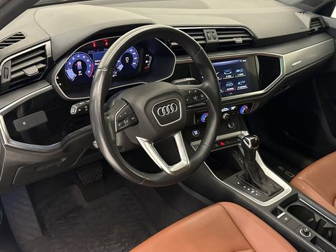Used 2021 Audi Q3 2.0T Premium w/ Convenience Package AWD/4WD image 19