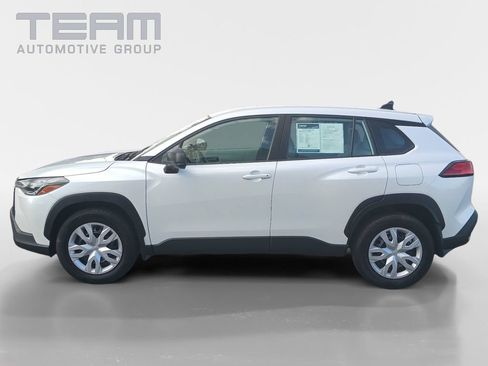 Used 2022 Toyota Corolla Cross L FWD image 4