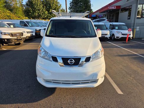 Used 2019 Nissan NV200 SV w/ Navigation Package image 2