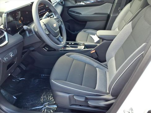 New 2026 Chevrolet TrailBlazer LS image 5