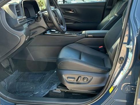 Used 2025 Toyota Crown Signia image 18