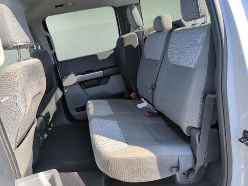 Used 2025 Ford F250 XLT w/ FX4 Off-Road Package image 17