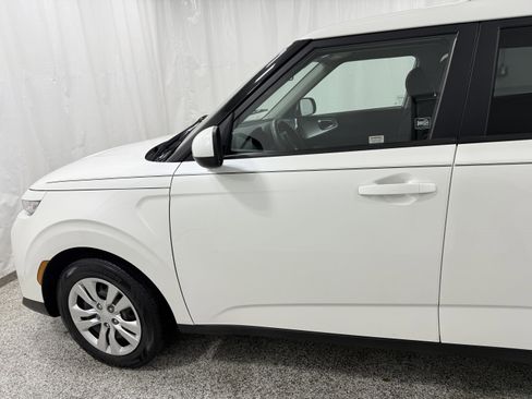 Used 2021 Kia Soul LX image 8