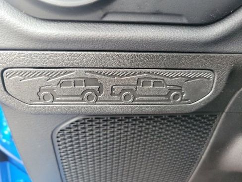 Used 2024 Jeep Wrangler Unlimited Sahara AWD/4WD image 41