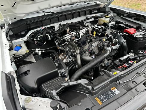Used 2025 Ford Bronco Outer Banks AWD/4WD image 45