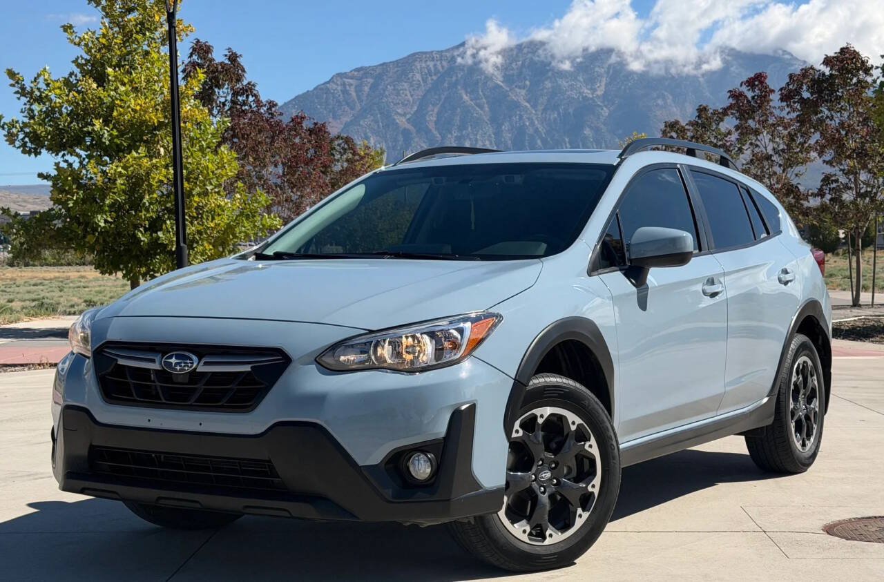 Used 2021 Subaru Crosstrek 2.0i Premium w/ Moonroof Package AWD/4WD image 1