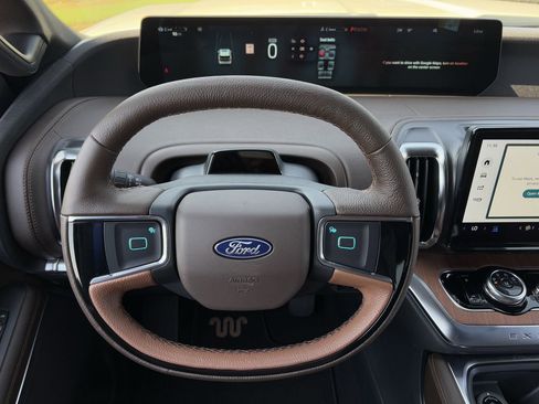 New 2025 Ford Expedition King Ranch image 41