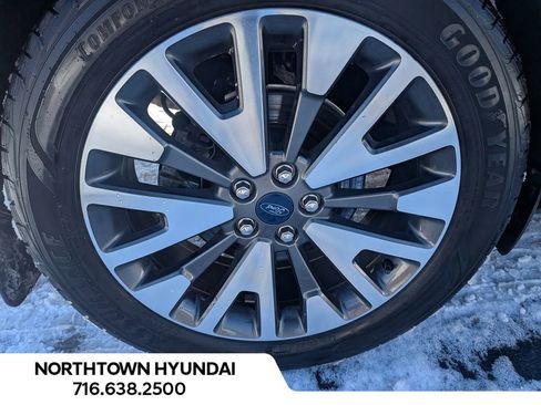 Used 2020 Ford Escape Titanium image 45