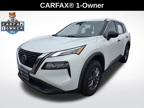 Used 2021 Nissan Rogue S image 3