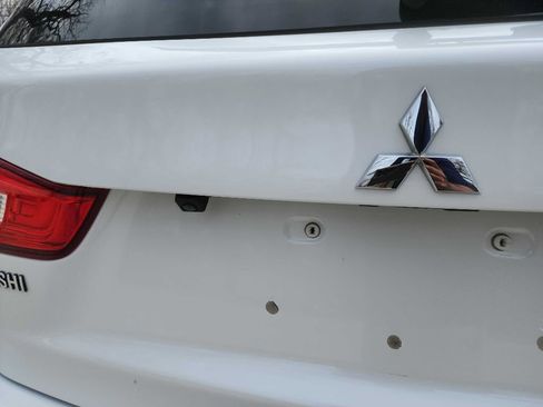 Used 2017 Mitsubishi Outlander Sport SE image 7